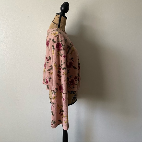 Rue21 Medium Boho Pink Floral Crop Sweater With Bell Sleeves - Picture 3 of 7